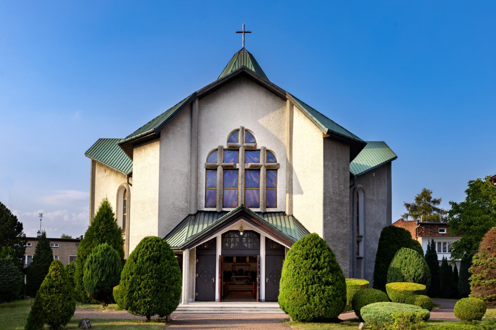 Porządek Mszy świętych i kancelarii parafialnej w czasie wakacyjnym.